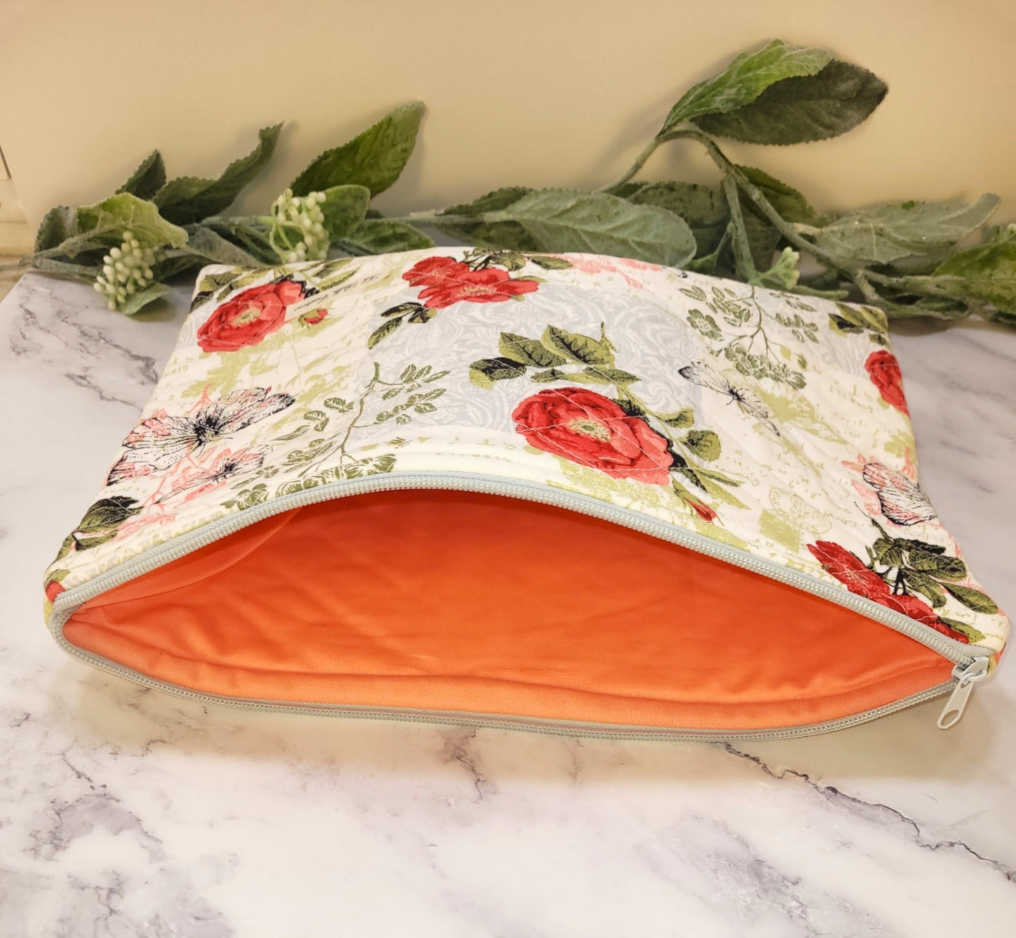 Rose Garden quilted protective sleeve. size M