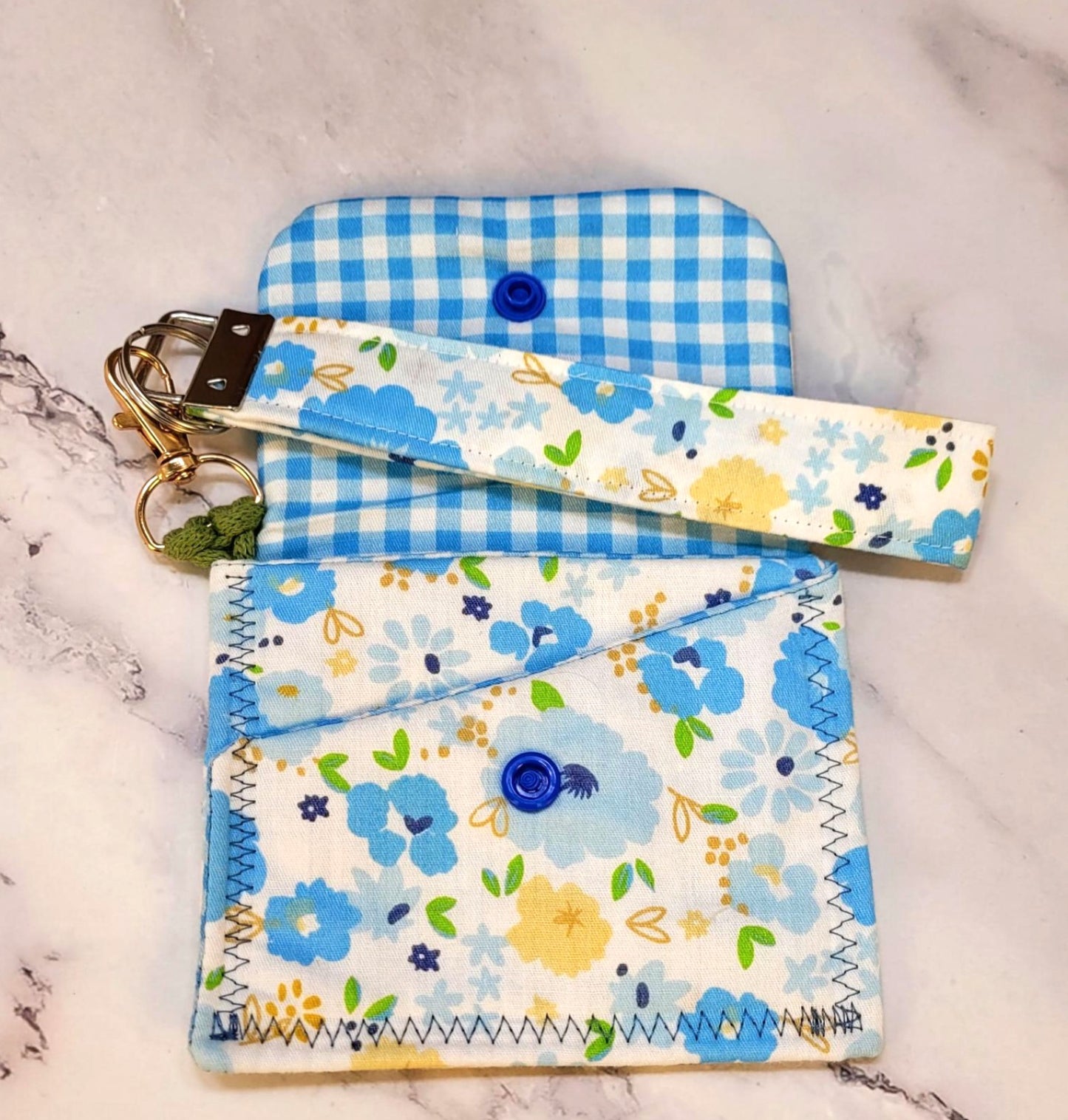 Tri-Fold wallet, wristlet combo
