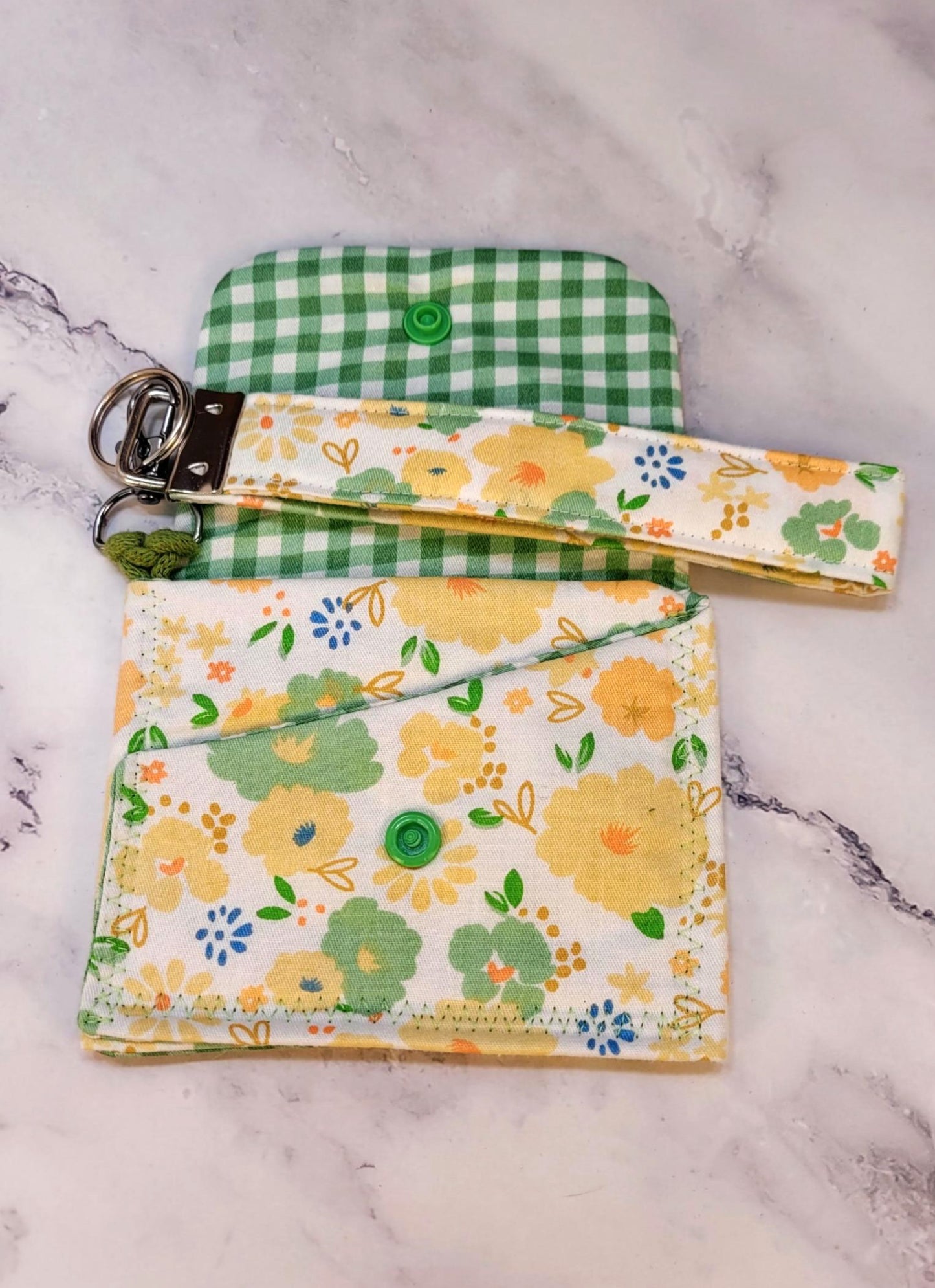 Tri-Fold wallet, wristlet combo