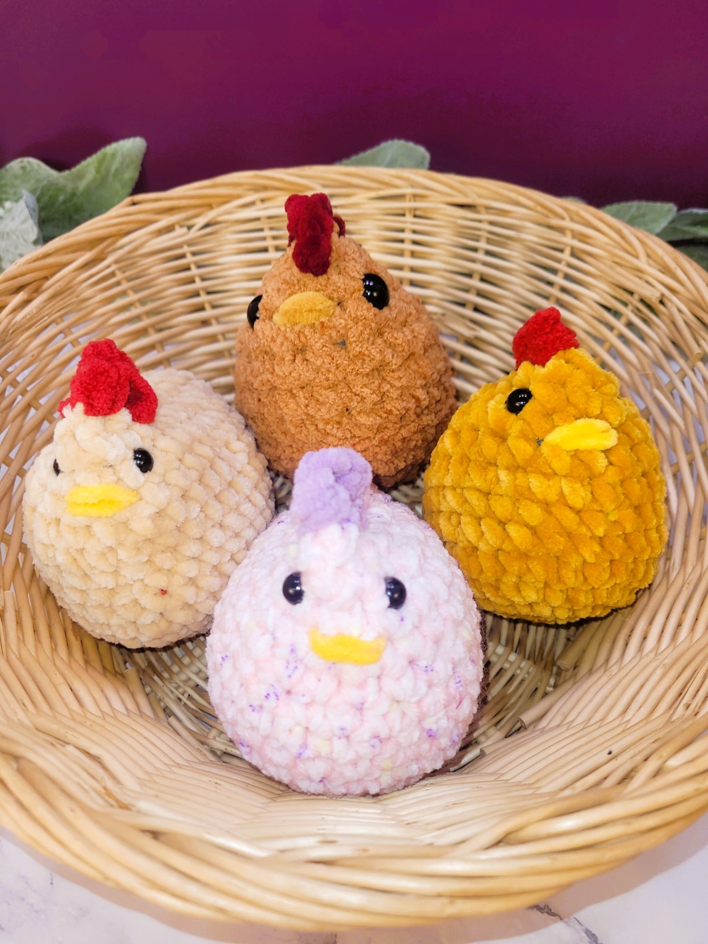 Crocheted sitting Hens