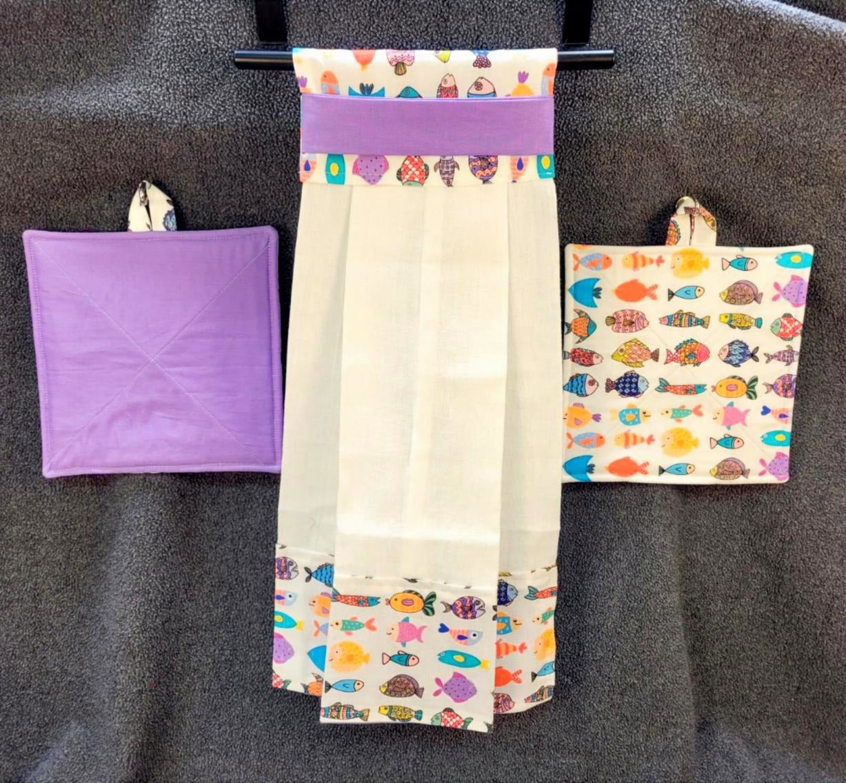 Loop Towel and potholder set