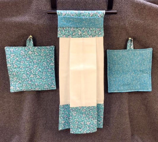 Loop Towel and potholder set