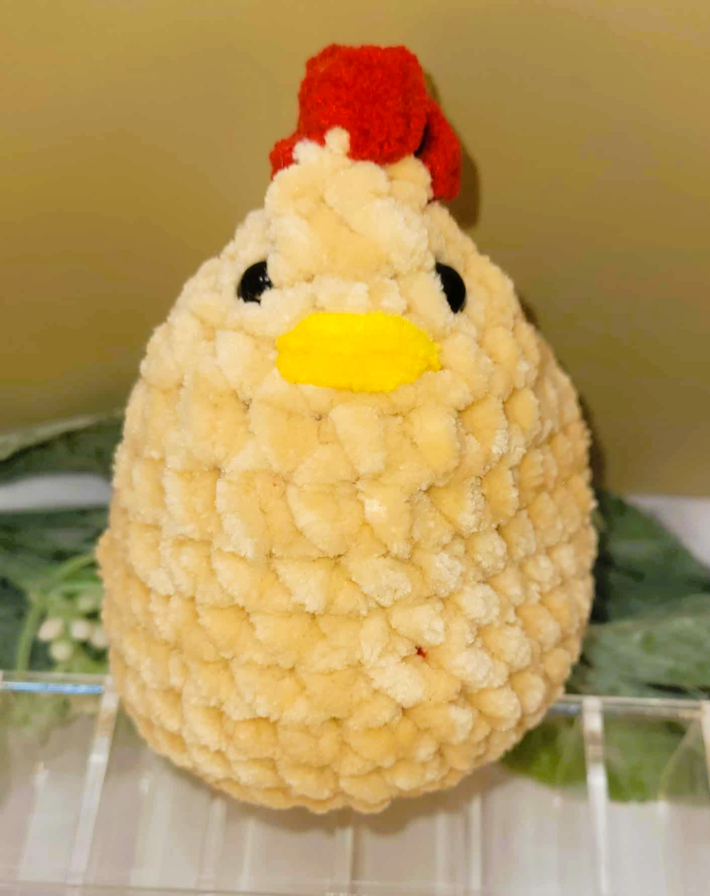 Crocheted sitting Hens