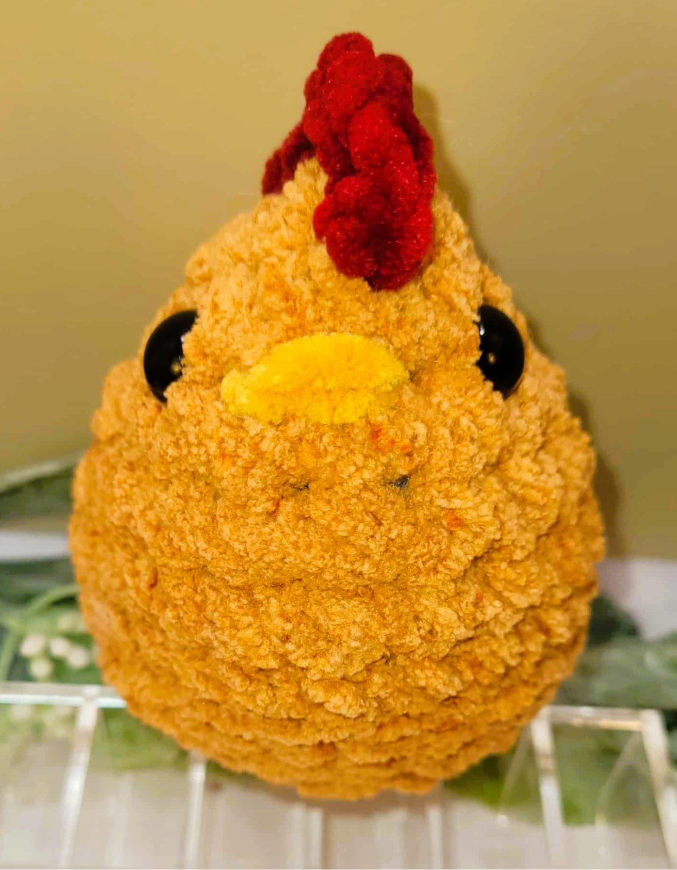 Crocheted sitting Hens