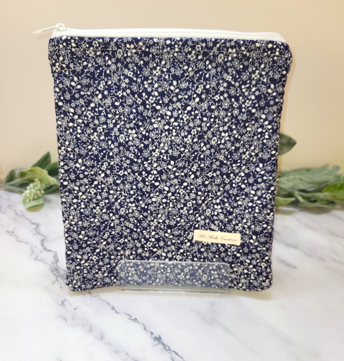 Blue Calico quilted protective sleeve. size S